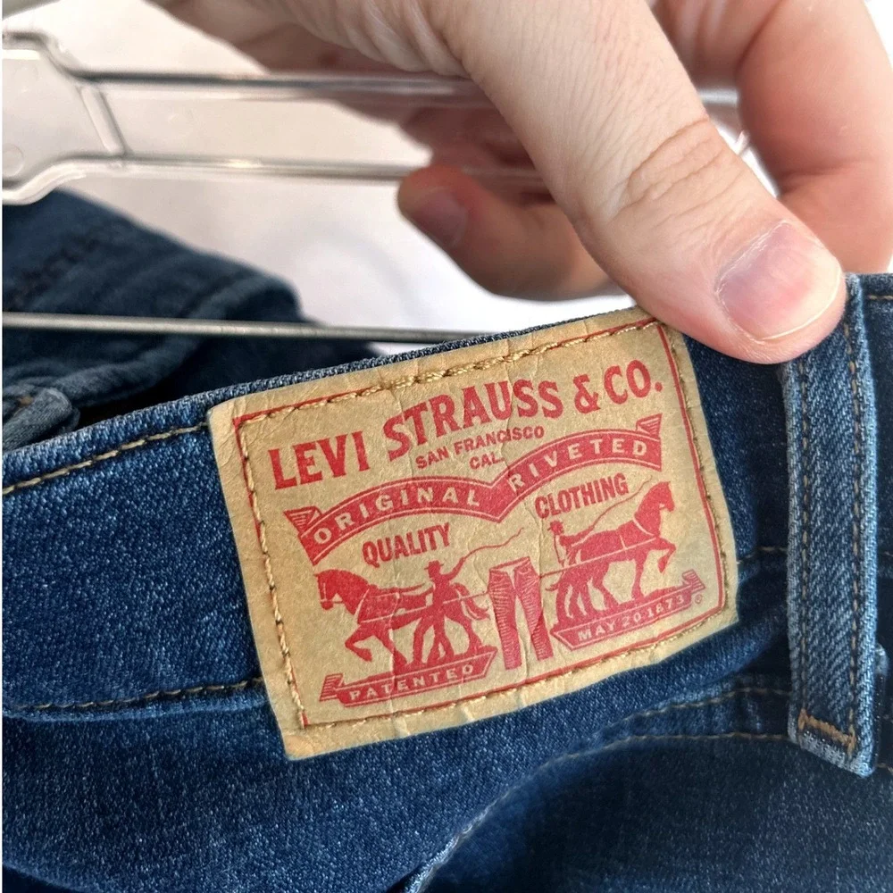 Levis 311 Shaping Skinny Jeans Dark Wash Raw Hem Denim Blue Womens 29 Classic
